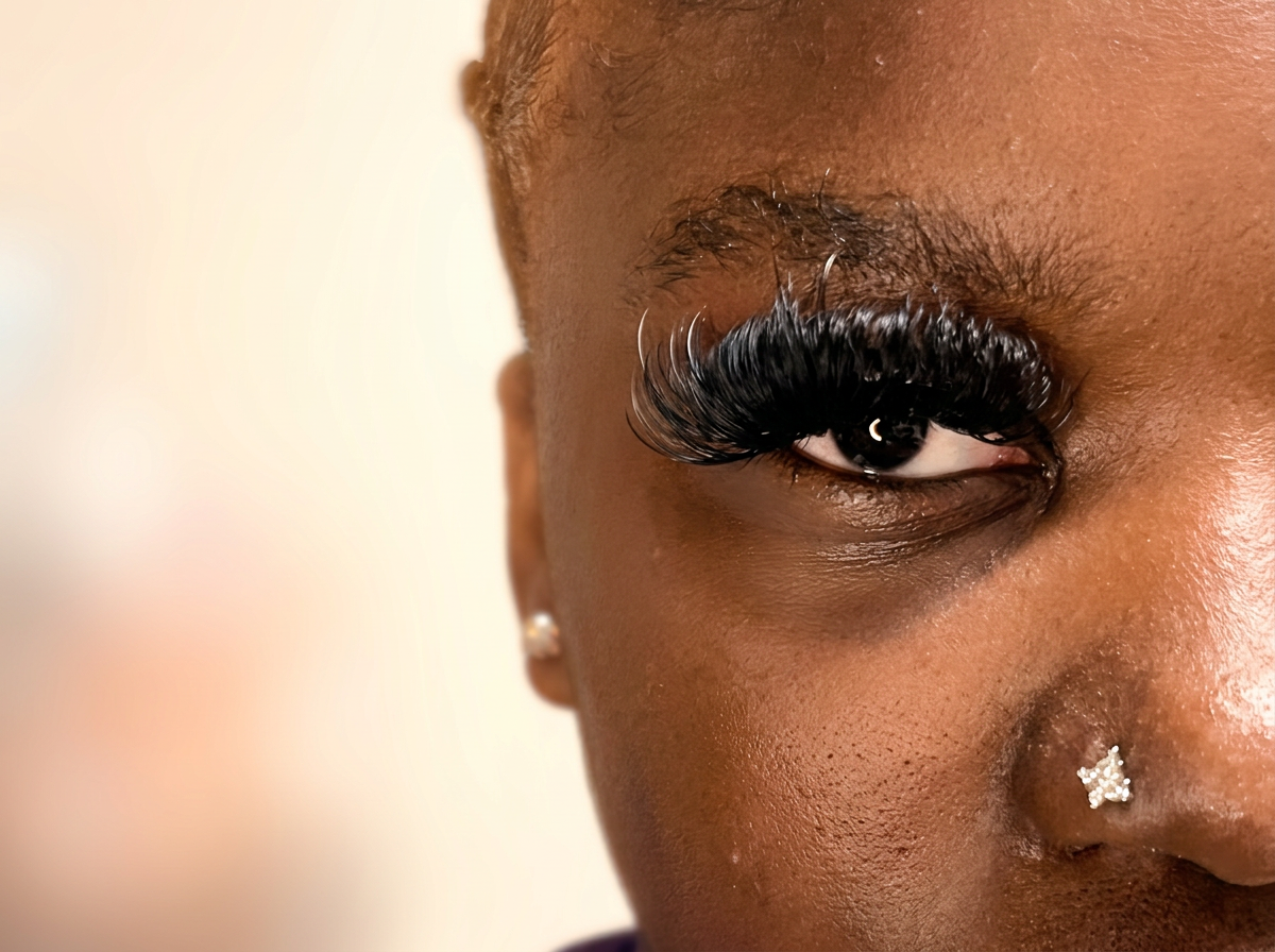 Mega Volume lash extension result by Bomblash.co Houston